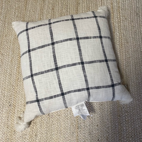Hearth &amp; Hand | Accents | New Hearth Hand 24 Woven Slub Checked ...